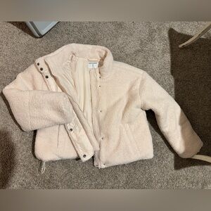 Amazon Essentials Cream Fleece Jacket